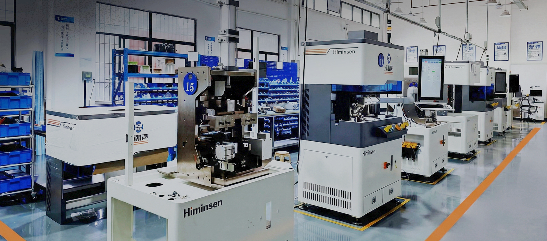 Machine de découpe et de dénudage de fil pneumatique-électrique